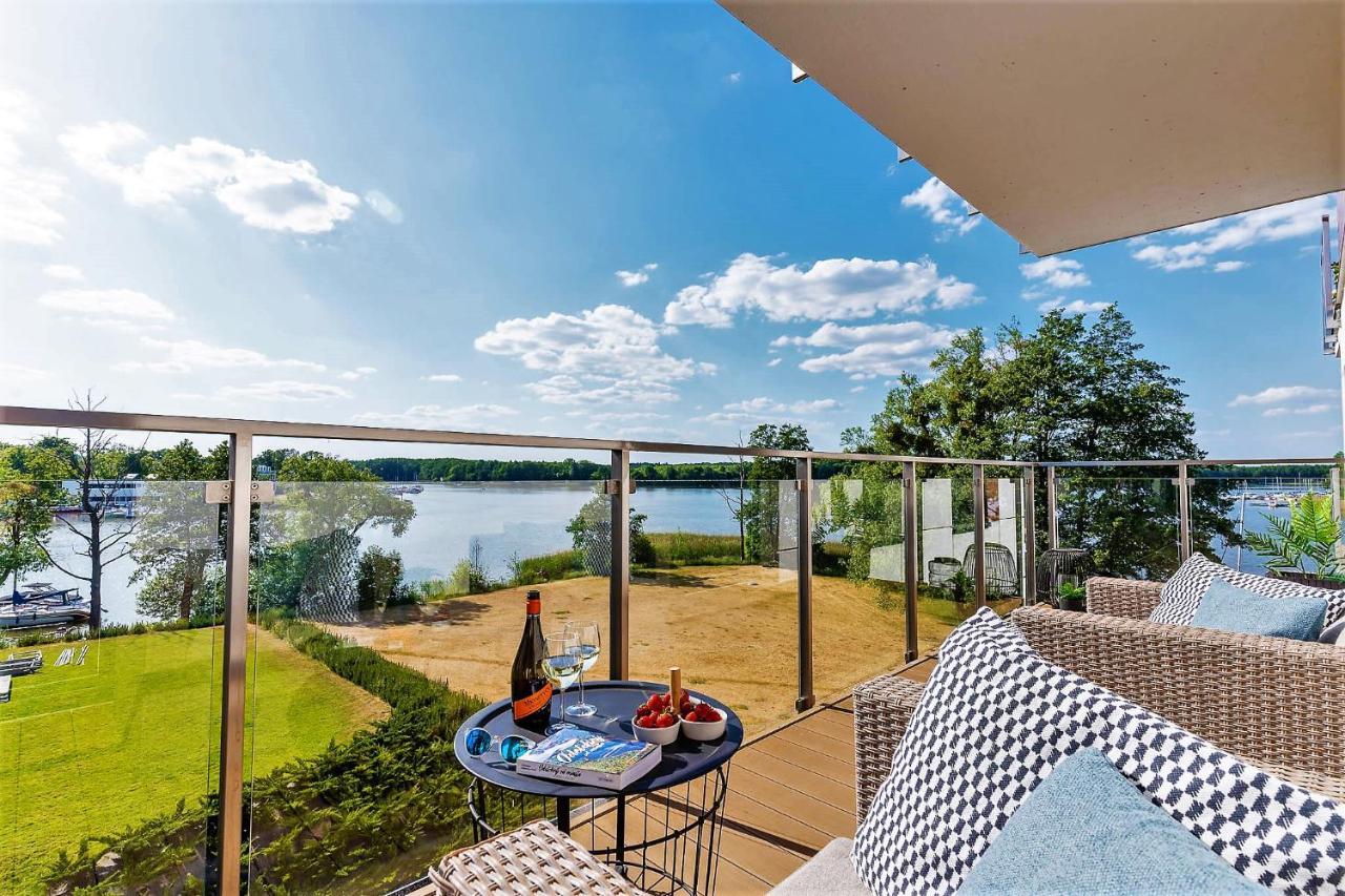 Perfect View - Widok W Ilawie Na Jezioro, Garaz Podziemny, Netflix, Max, Prime Apartment